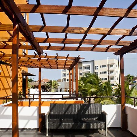 M Suites Hotel Άκρα Εξωτερικό φωτογραφία